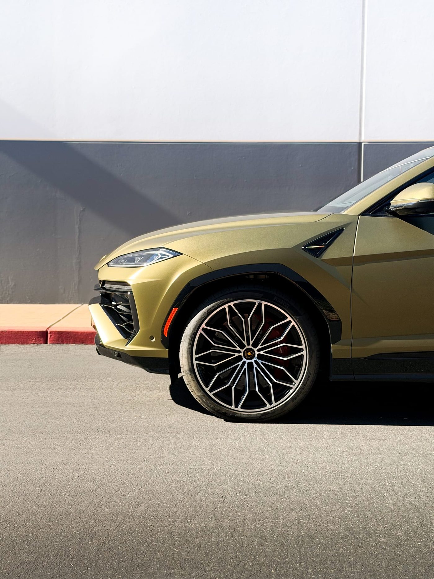 Lamborghini Urus Protected With Matte Color Ppf