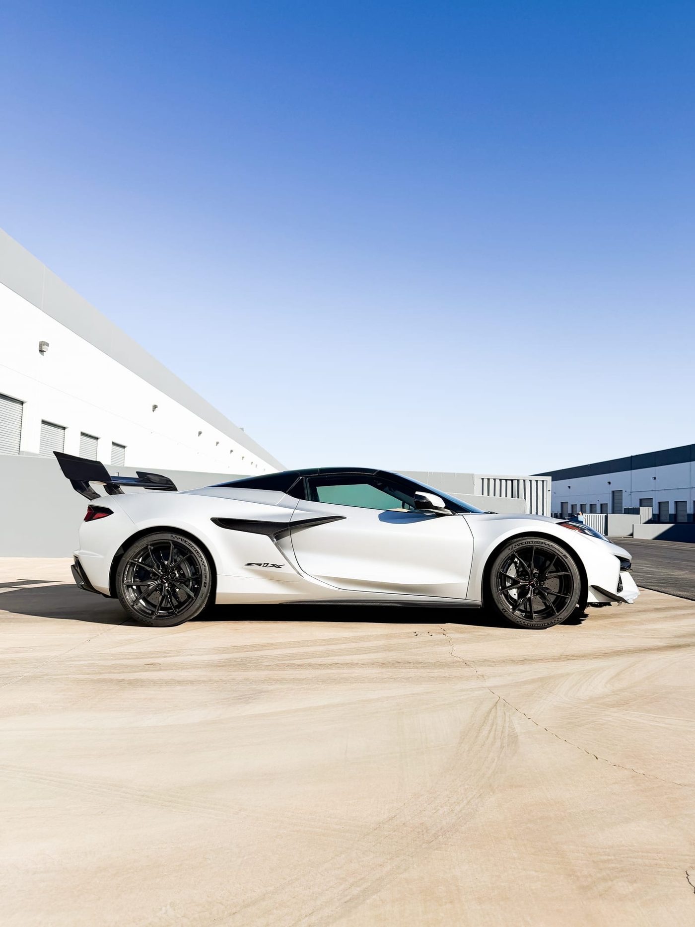 White Corvette Zr1X Outside The Henderson Shop